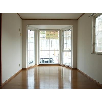 サンパティークⅠ番館 102【管理NO：1-006818001-01020】 ★家具家電は申し込み後に搬入します★ ★2026年10月上旬入居可能★の物件写真2