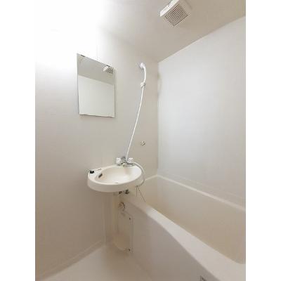 リトルコア 402【管理NO：1-006598801-04020】 ★家具家電は申し込み後に搬入します 2026年08月下旬入居可能の物件写真4