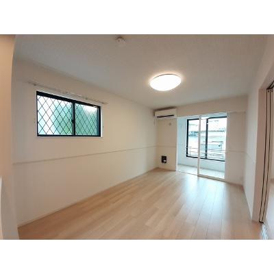 プルメリア　Ⅱ 101【管理NO：1-025139302-01010】 ★家具家電は申し込み後に搬入します★ ★2026年09月中旬入居可能★の物件写真2