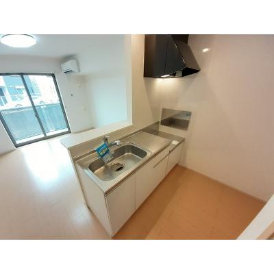 ルネス南小倉 203【管理NO：1-020759101-02030】 ★家具家電は申し込み後に搬入します★の物件写真3