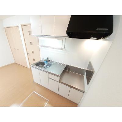 ラ・プア・マウイ 103【管理NO：1-017404301-01030】 ★家具家電は申し込み後に搬入します★の物件写真3
