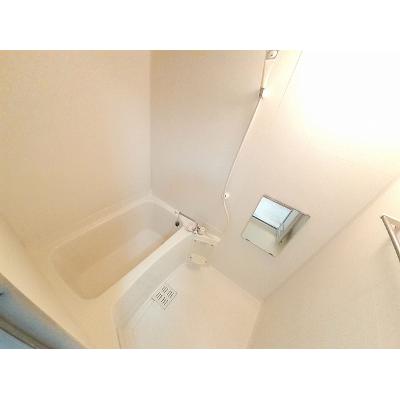 カーサ徳光Ａ 203【管理NO：1-005716501-02030】 ★家具家電は申し込み後に搬入します★の物件写真4