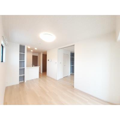ヒカルサ行橋　Ⅱ 102【管理NO：1-027500602-01020】 ★家具家電は申し込み後に搬入します★の物件写真2
