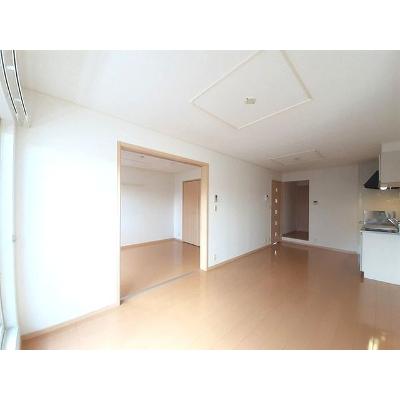 フローラ・Ｍ　Ⅳ 201【管理NO：1-015553102-02010】 ★家具家電は申し込み後に搬入します★の物件写真2