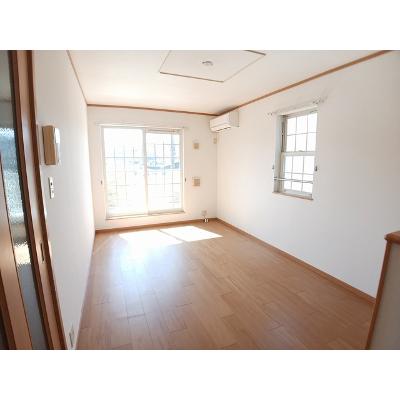 チェルシーⅠ 203【管理NO：1-012852101-02030】 ★家具家電は申し込み後に搬入します★の物件写真2