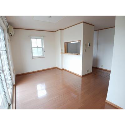 クリスマスローズⅡ 101【管理NO：1-012719601-01010】 ★家具家電は申し込み後に搬入します★の物件写真2