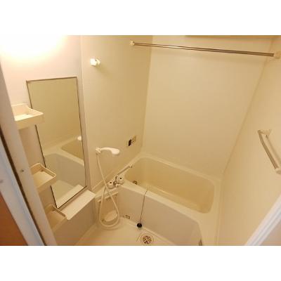 フィオーレ長行西 105【管理NO：1-012227501-01040】 ★家具家電は申し込み後に搬入します★の物件写真4