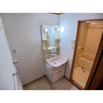 フィオーレ長行西 105【管理NO：1-012227501-01040】 ★家具家電は申し込み後に搬入します★の物件写真6