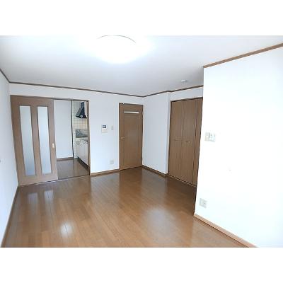 リブェール嵐山 101【管理NO：1-010649601-01010】 ★家具家電は申し込み後に搬入しますの物件写真2