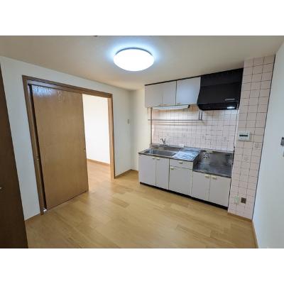 ハイツピュアティ 303【管理NO：1-007403301-03030】 ★家具家電は申し込み後に搬入します★の物件写真3