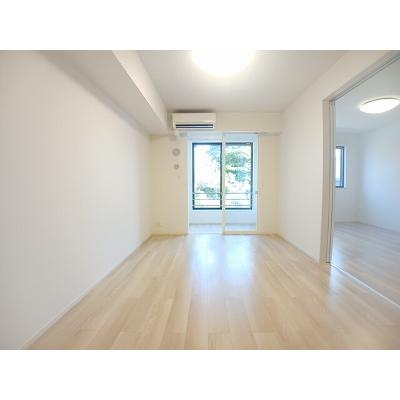 フォルト　Ⅰ 103【管理NO：1-027318701-01030】 ★家具家電は申し込み後に搬入しますの物件写真2