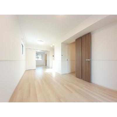 バランタイン　Ⅱ 101【管理NO：1-027006602-01010】 ★家具家電は申し込み後に搬入します★の物件写真2