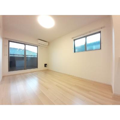 ＰＡＲＫＳＩＤＥ　ＣＯＵＲＴⅣ 205【管理NO：1-026677404-02040】 ★家具家電は申し込み後に搬入しますの物件写真2
