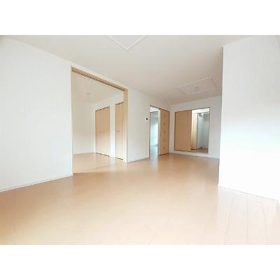 グレイス 203【管理NO：1-019697801-02030】 ★家具家電は申し込み後に搬入します★の物件写真2