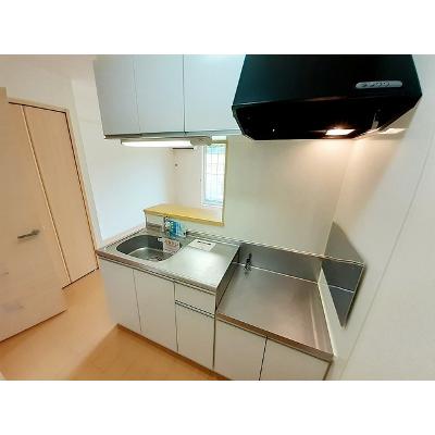 フェリーチェ 203【管理NO：1-018940001-02030】 ★家具家電は申し込み後に搬入します★の物件写真3