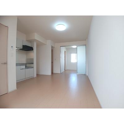 サンリット八児 102【管理NO：1-018657101-01020】 ★家具家電は申し込み後に搬入します★の物件写真2