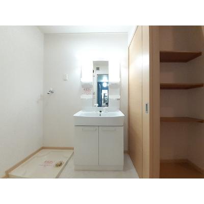 メゾングラースⅡ 101【管理NO：1-015430702-01010】 ★家具家電は申し込み後に搬入します★の物件写真6