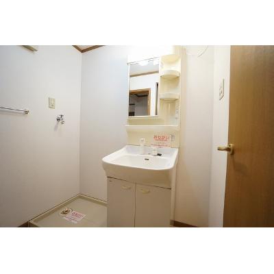 アメニティ 203【管理NO：1-011013101-02030】 ★家具家電は申し込み後に搬入します★ ★2026年09月上旬入居可能★の物件写真6
