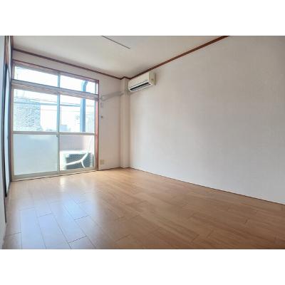 エスポワール萩原 201【管理NO：1-005012001-02010】 ★家具家電は申し込み後に搬入します★の物件写真2