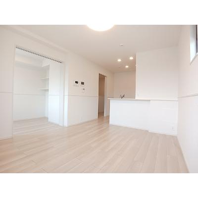 サンシャイン宮の下 201【管理NO：1-028538501-02010】 ★家具家電は申し込み後に搬入します★の物件写真2