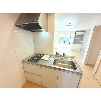 エバーステージⅤ 202【管理NO：1-024364601-02020】 ★家具家電は申し込み後に搬入します★の物件写真3