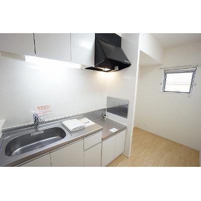 プリムローズ本城　Ｂ 201【管理NO：1-021403302-02010】 ★家具家電は申し込み後に搬入します★の物件写真3
