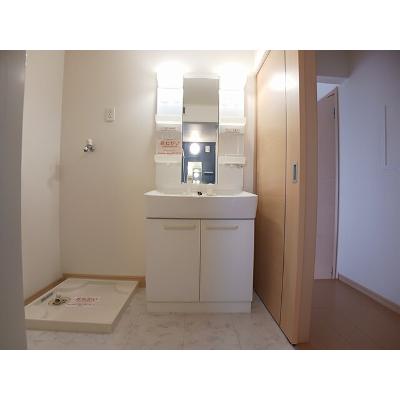 グラースシャルマン 201【管理NO：1-016115601-02010】 ★家具家電は申し込み後に搬入します★の物件写真6