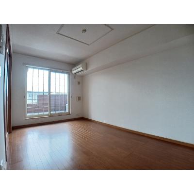 アルベロ 203【管理NO：1-014436301-02030】 ★家具家電は申し込み後に搬入します★の物件写真2