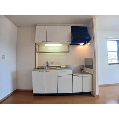 フォーリストメゾンⅠ 202【管理NO：1-013920501-02020】 ★家具家電は申し込み後に搬入しますの物件写真3