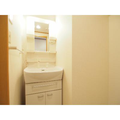 グランド・コスモ 808【管理NO：1-013784901-08070】 ★家具家電は申し込み後に搬入します★の物件写真6
