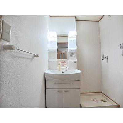 リヴィエール光 102【管理NO：1-013273001-01020】 ★家具家電は申し込み後に搬入しますの物件写真6