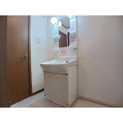 アメニティ 202【管理NO：1-011013101-02020】 ★家具家電は申し込み後に搬入しますの物件写真6