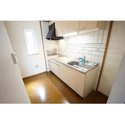 ヴァン・ティ・アン中の原Ｃ 101【管理NO：1-010975401-01010】 ★家具家電は申し込み後に搬入します★の物件写真3
