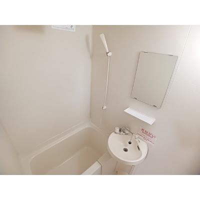 サンハイム 202【管理NO：1-007612401-02020】 ★家具家電は申し込み後に搬入します★の物件写真4