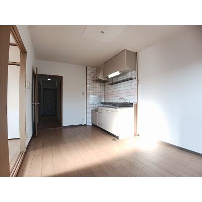 エルカーサ引野 305【管理NO：1-005672101-03040】 ★家具家電は申し込み後に搬入します★の物件写真2