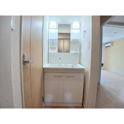 ＣＲＯＷＮ　ＶＩＬＬＡ　Ⅲ 101【管理NO：1-022152703-01010】 2026年07月下旬入居可能の物件写真6