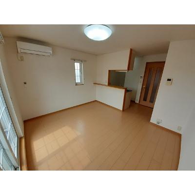 グラン・ファミーユ　Ⅱ 203【管理NO：1-014809102-02030】 ★家具家電は申し込み後に搬入しますの物件写真2