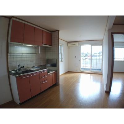 ホルティパークＢ 201【管理NO：1-012127502-02010】 2026年07月中旬入居可能の物件写真2