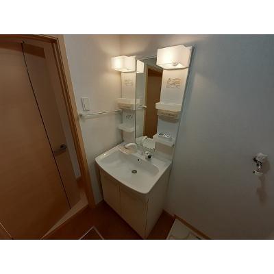 プリズム　ウィンド 203【管理NO：1-016472701-02030】 ★家具家電は申し込み後に搬入します★の物件写真6