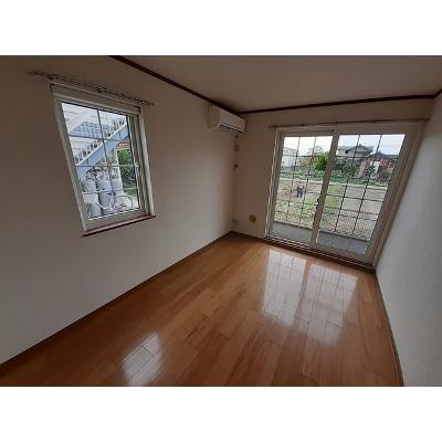 フル・ムーン 101【管理NO：1-011425701-01010】 ★家具家電は申し込み後に搬入します★の物件写真2
