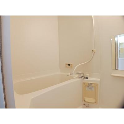 グラン　イリュジュオン 201【管理NO：1-010553201-02010】 ★家具家電は申し込み後に搬入しますの物件写真4