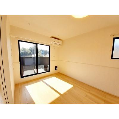 アル・ビラージュⅡ 204【管理NO：1-027133101-02040】 ★家具家電は申し込み後に搬入しますの物件写真2