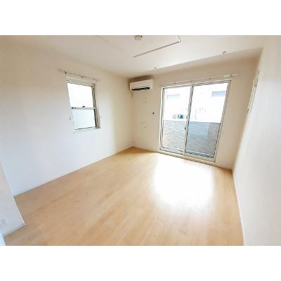 グランドウ－ル　Ⅲ 103【管理NO：1-023800003-01030】 ★家具家電は申し込み後に搬入します 2026年07月中旬入居可能の物件写真2