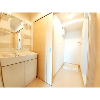 カ－サエテルノ 203【管理NO：1-016930501-02030】 ★家具家電は申し込み後に搬入します★の物件写真6