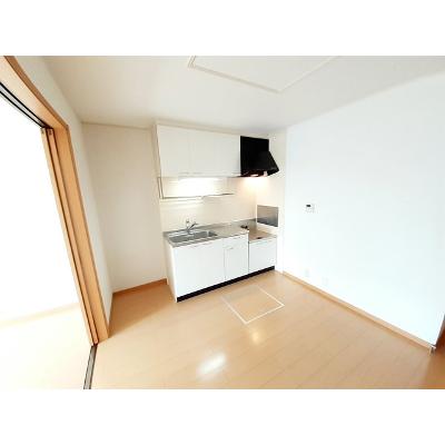 ウッズ　パディ－　ハイツ 104【管理NO：1-015281101-01040】 ★家具家電は申し込み後に搬入します★の物件写真3