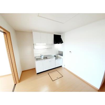 フィ－ルドインビレッジＣ 104【管理NO：1-014811403-01040】 ★家具家電は申し込み後に搬入しますの物件写真3