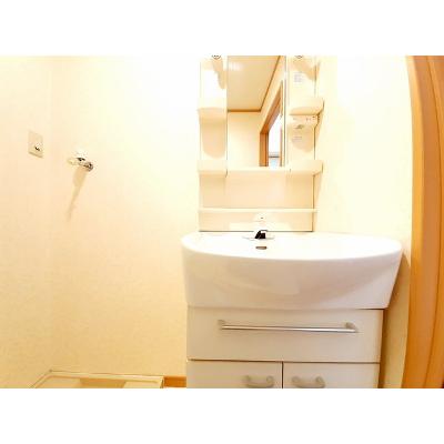 薫風館 104【管理NO：1-013239201-01040】 ★家具家電は申し込み後に搬入します★の物件写真6