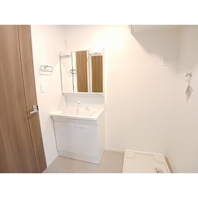 デュルセ大財 203【管理NO：1-028529401-02030】 ★家具家電は申し込み後に搬入しますの物件写真6