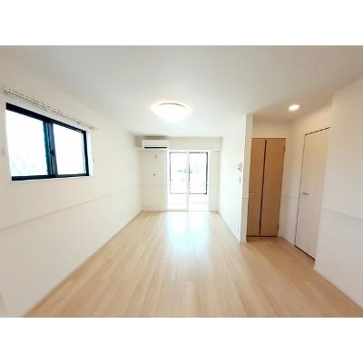 ツインスフィア　Ⅱ 104【管理NO：1-025680602-01040】 ★家具家電は申し込み後に搬入します★の物件写真2
