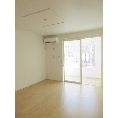 セレーノ　Ⅱ 102【管理NO：1-023072902-01020】 ★家具家電は申し込み後に搬入します★ ★2026年10月中旬入居可能★の物件写真2